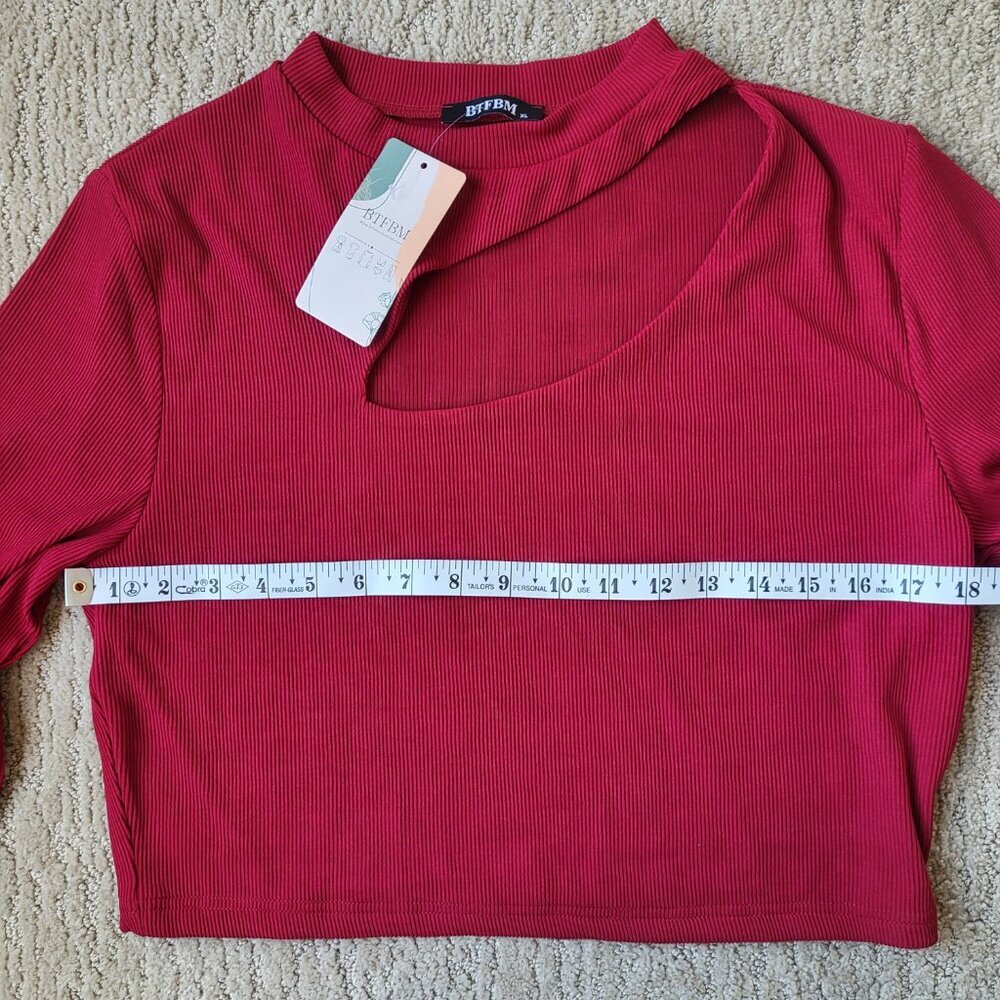 Women’s Long Sleeve Ribbed Crop Top with Front Cut-Out – Size XL – NWT - Picture 4 of 9